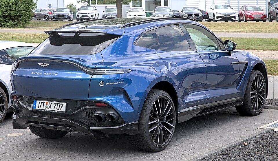 ASTON MARTIN DBX707 4.0 V8 707cv