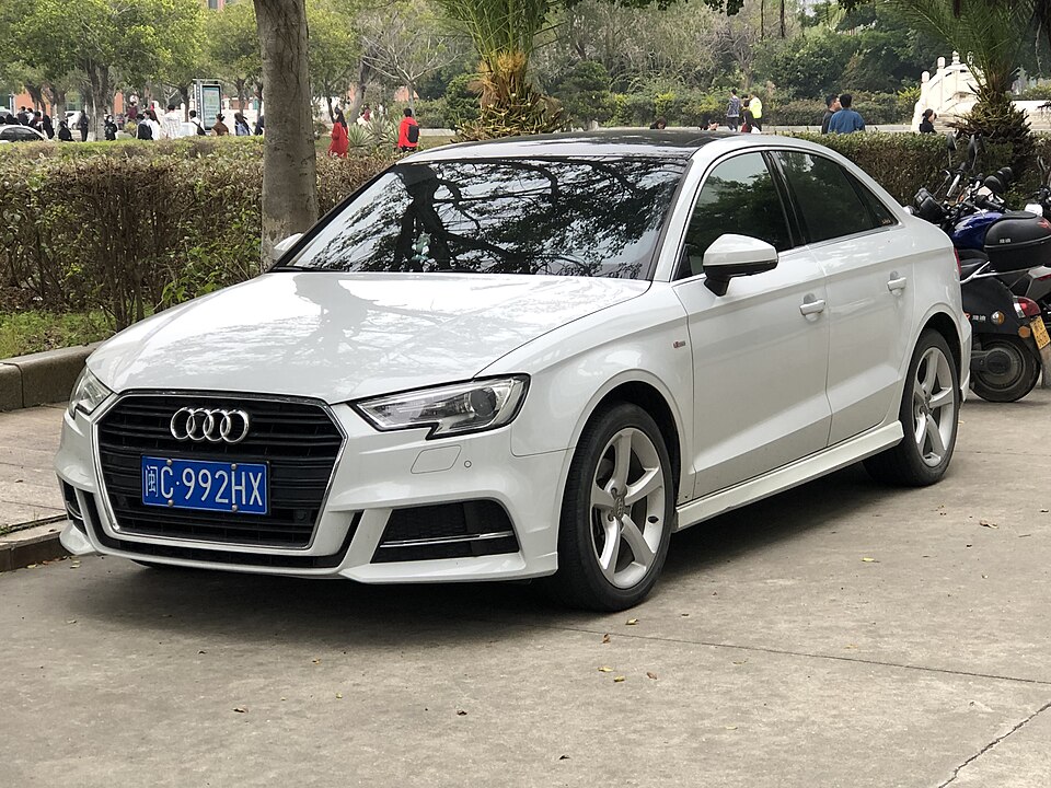 Audi A3 Sedan Performance 2.0 TFSI S-tronic