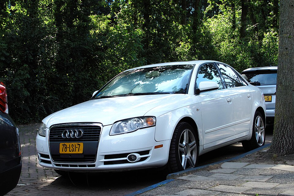 Audi A4 2.0 16V TFSI 200/ 214cv Multitronic