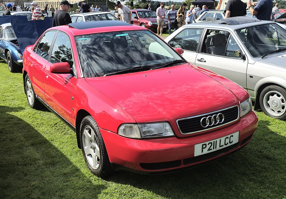 Audi A4 2.4 30V Avant Tip./Multitronic