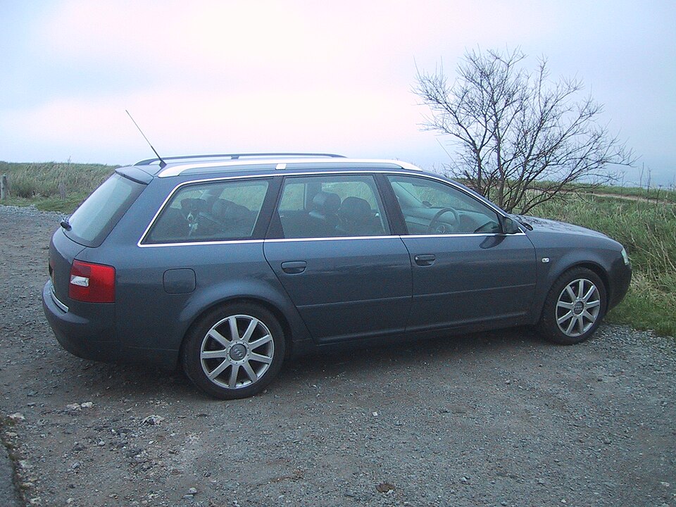 Audi A6 2.8 V6 30V Quattro Tiptronic