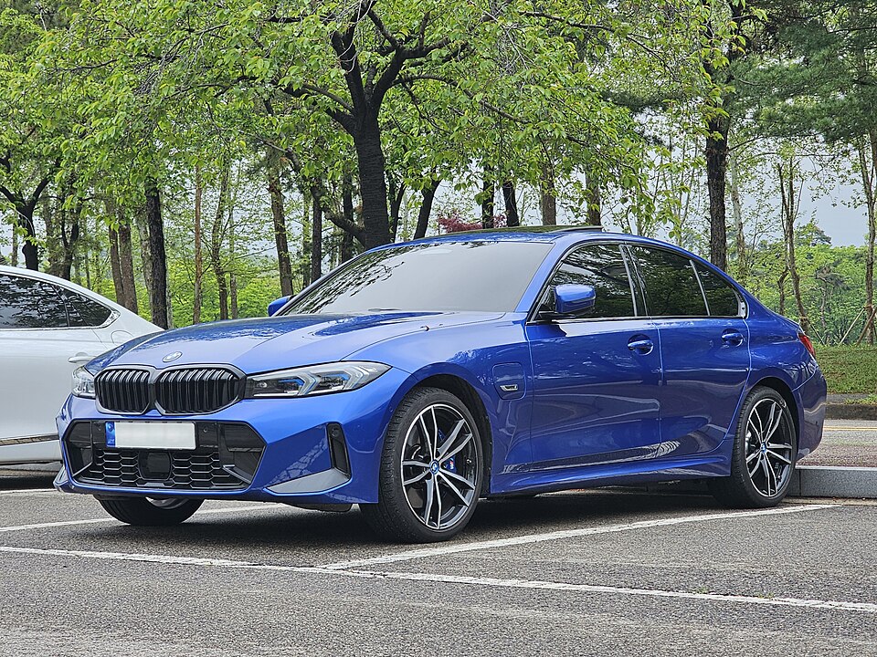 BMW 330e M Sport 2.0 Turbo Aut. (Híbrido)