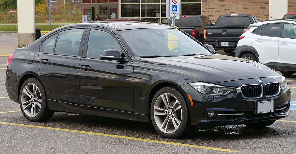 BMW 330i M Sport 2.0 TB 16V 4p