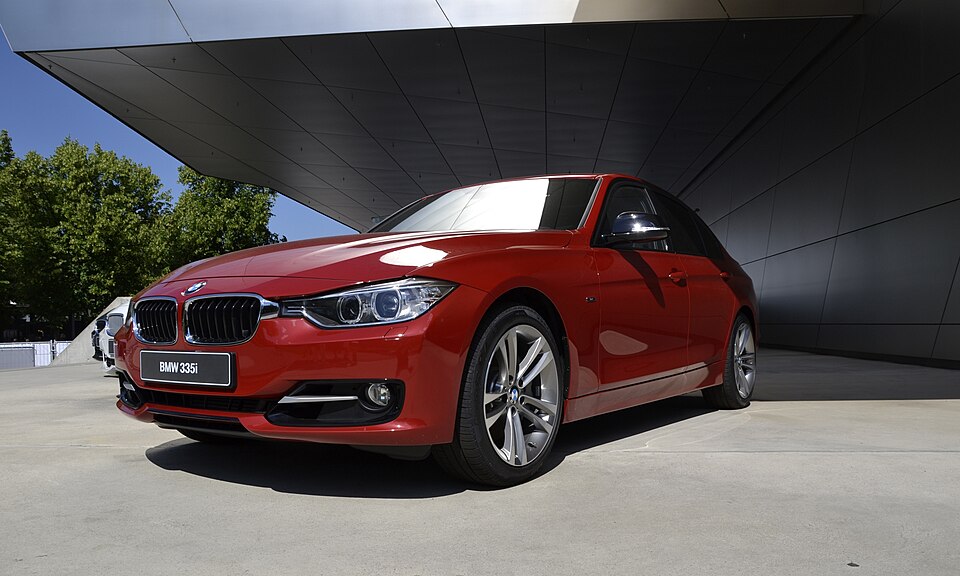 BMW 335i 3.0 Active 3 (Híbrido)