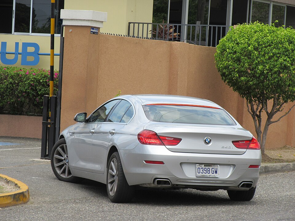 BMW 650i Gran Coupe 4.4 V8 450cv 4p