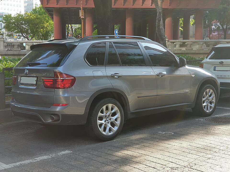 BMW X5 XDRIVE M50i 4.4 Bi-Turbo Aut.
