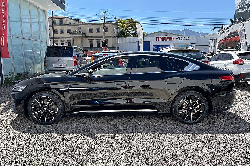 BYD Han EV  (Elétrico)