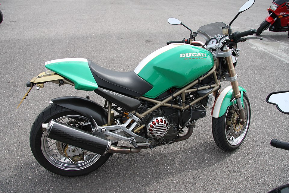 DUCATI MONSTER 796
