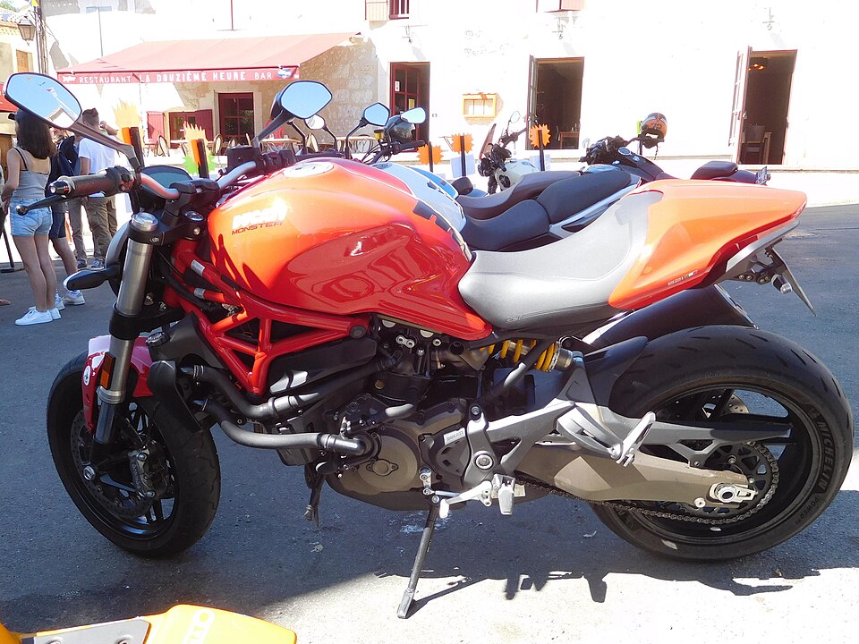 DUCATI MONSTER 937cc