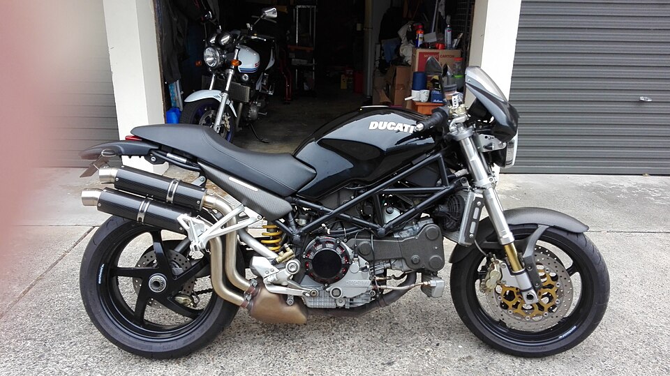 DUCATI MONSTER S4 916