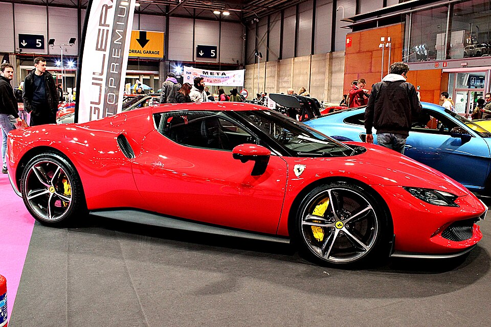 Ferrari 296 GTS (Híbrido)