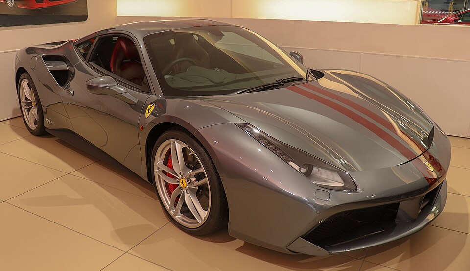 Ferrari 488 GTB 3.9 V8 670cv