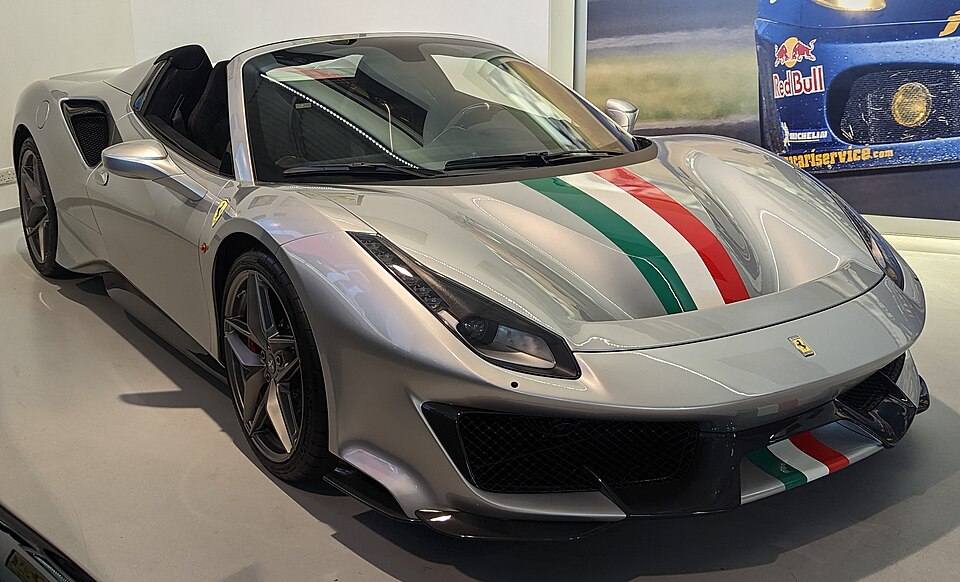 Ferrari 488 Pista 3.9 V8 720cv