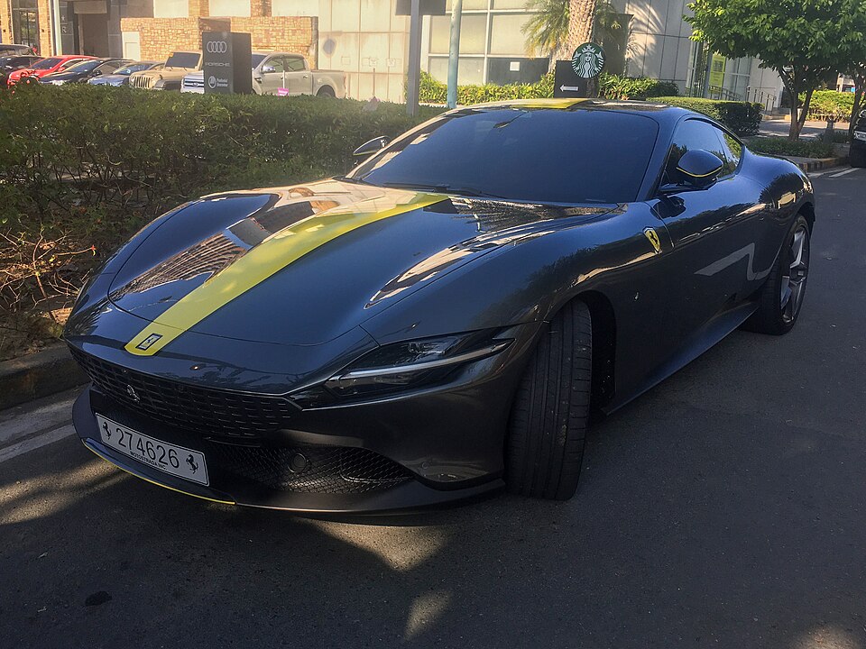 Ferrari Roma 3.9 V8 620cv