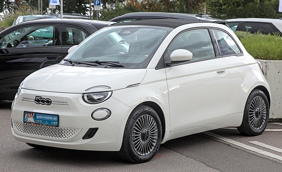 Fiat 500e ICON (Elétrico)