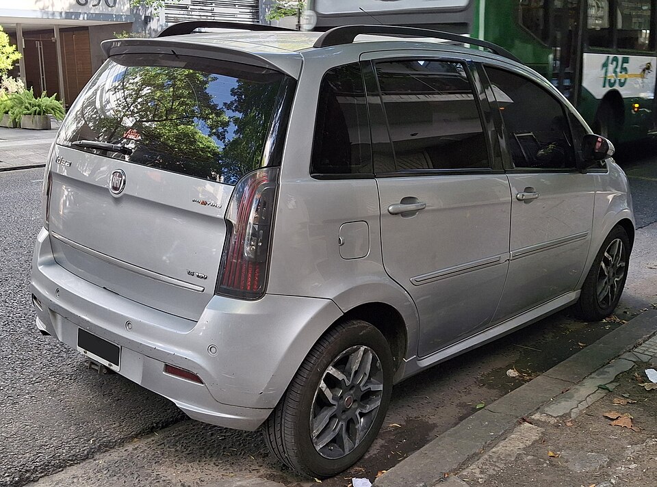 Fiat Idea SPORTING Dualogic 1.8 Flex 16V 5p