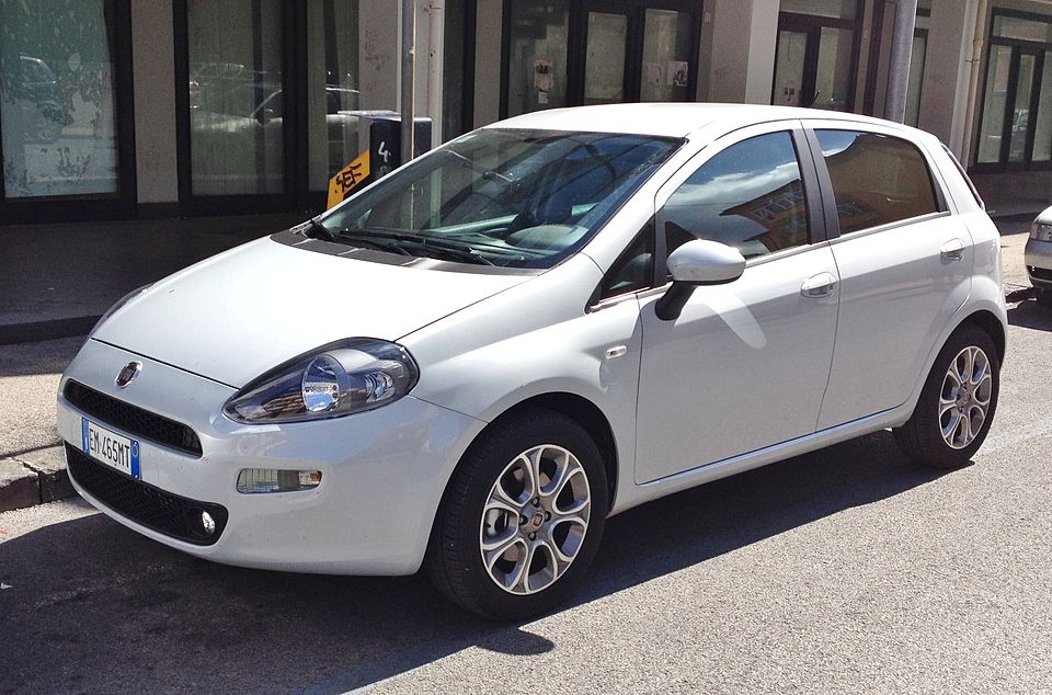 Fiat Punto ATTRACTIVE 1.4 Fire Flex 8V 5p