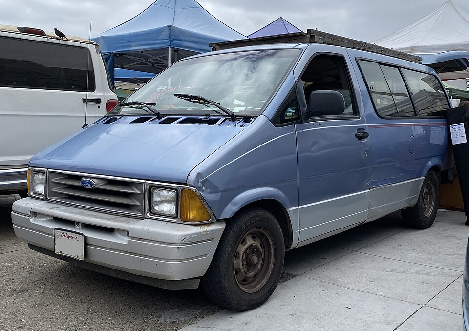 Ford Aerostar Mini-Van 3.8