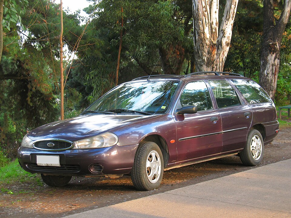Ford Mondeo CLX 2.0i SW Aut