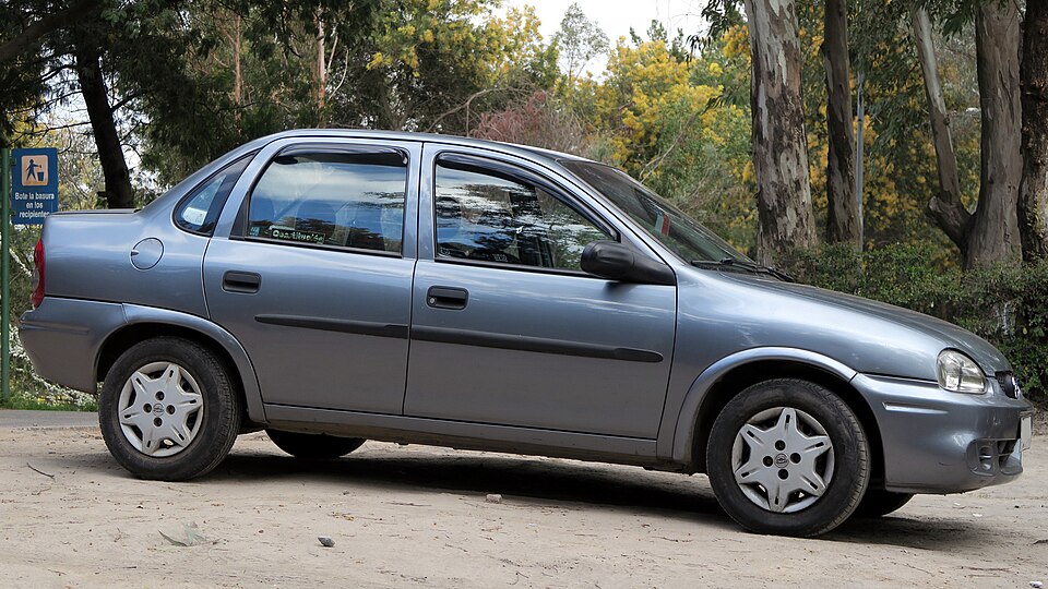 GM - Chevrolet Corsa GL 1.6 MPFI / 1.4 EFI 2p e 4p