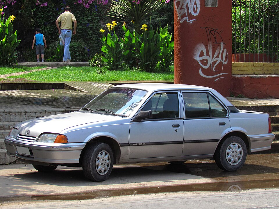 GM - Chevrolet Monza Class 1.8/ 2.0
