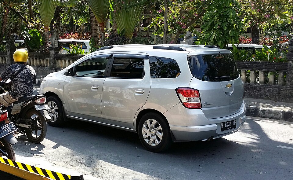 GM - Chevrolet SPIN LTZ 1.8 8V Econo.Flex 5p Aut.