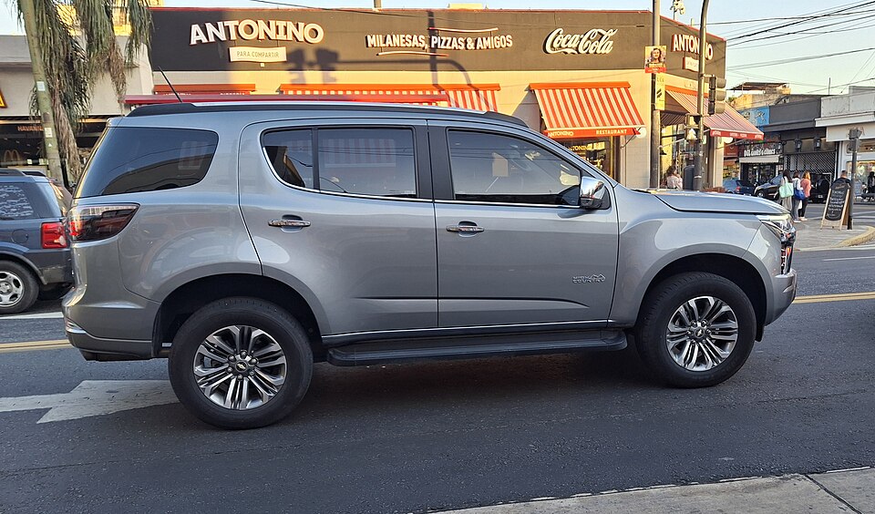 GM - Chevrolet TRAILBLAZER High Country 2.8 TB Die Aut.