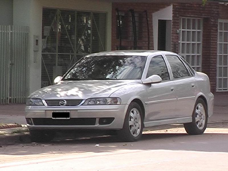 GM - Chevrolet Vectra GT-X 2.0 MPFI 8V FlexPower Mec.