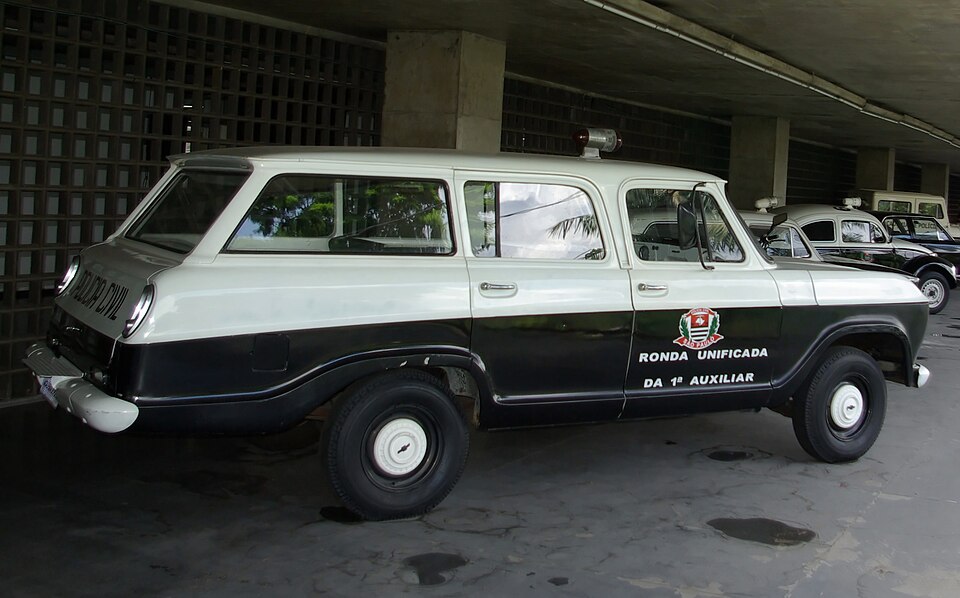 GM - Chevrolet Veraneio S/ Luxe 4.0 Dies./TB Dies.