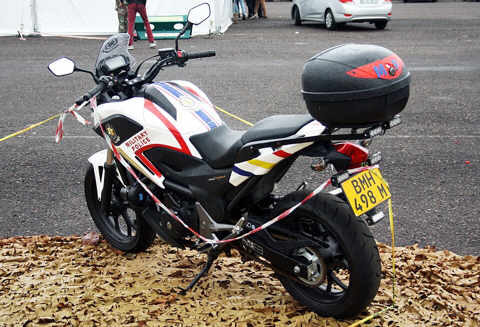 HONDA NC 700 X/ 700X ABS