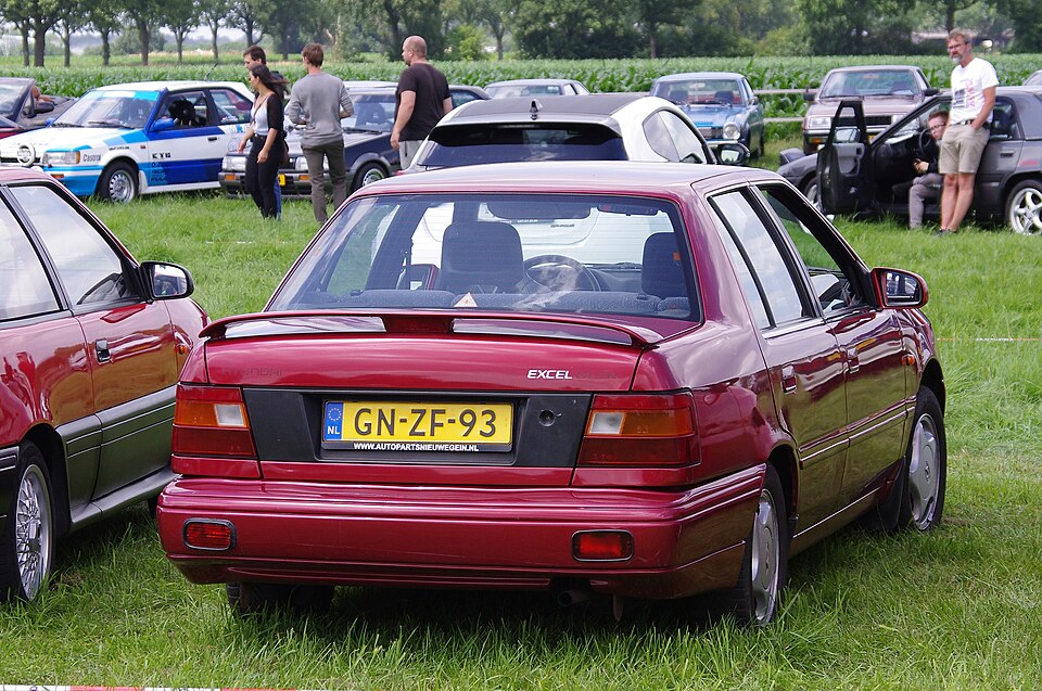 Hyundai Excel GLS