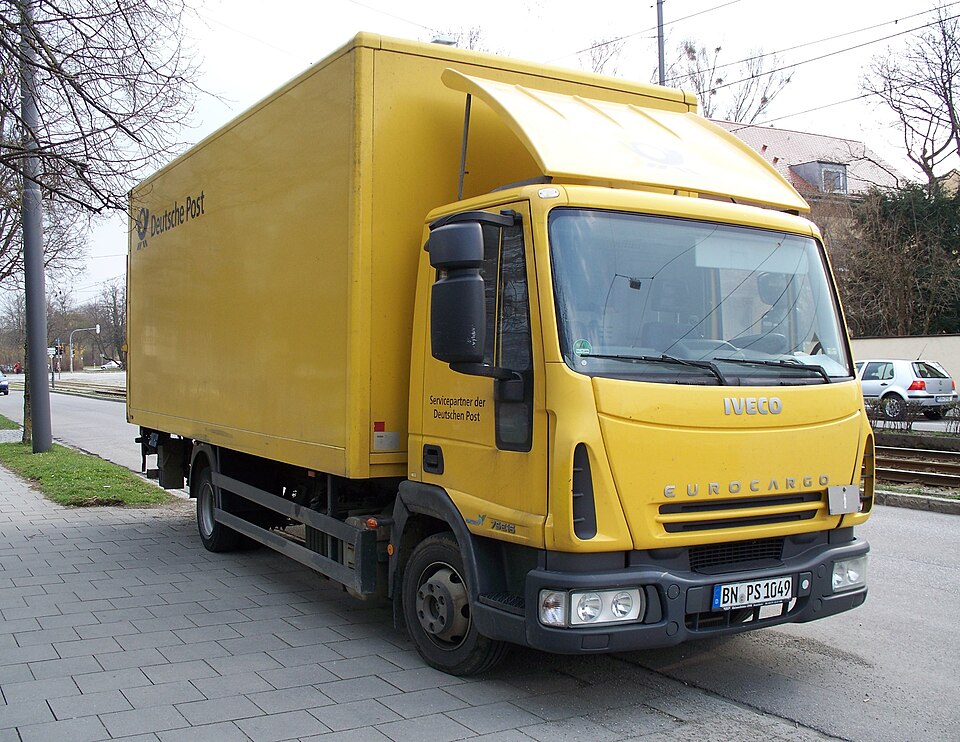 IVECO EUROCARGO 230-E22 3-Eixos 2p (diesel)
