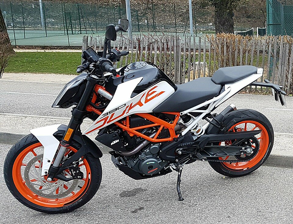 KTM DUKE 390