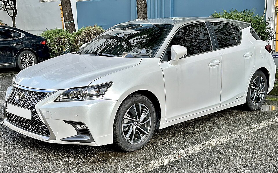Lexus CT200h  1.8 16V Aut. (Híbrido)
