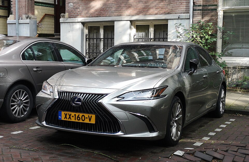 Lexus ES300h 2.5 16V Aut. (Híbrido)