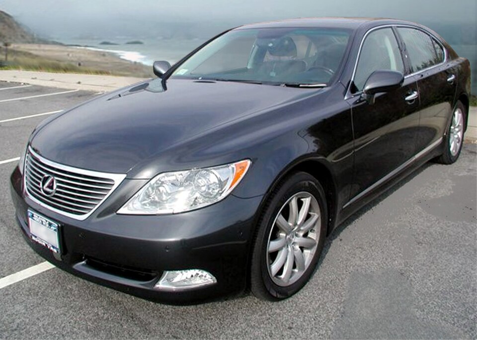 Lexus LS 460 4.6 32V 347cv