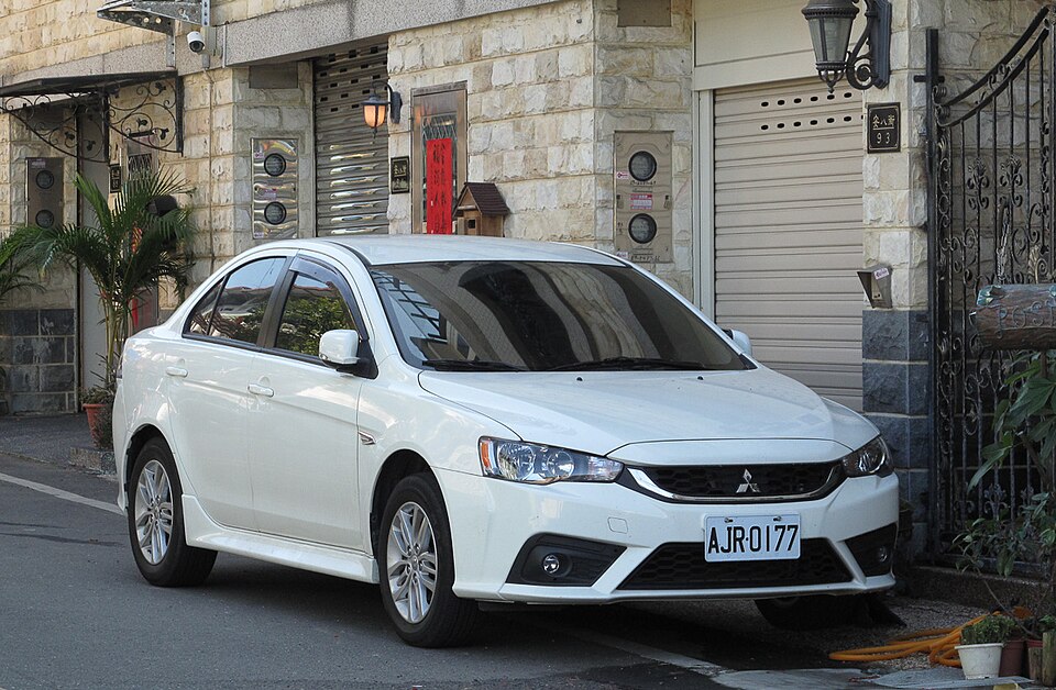 Mitsubishi Lancer 2.0 16V 160cv Aut.