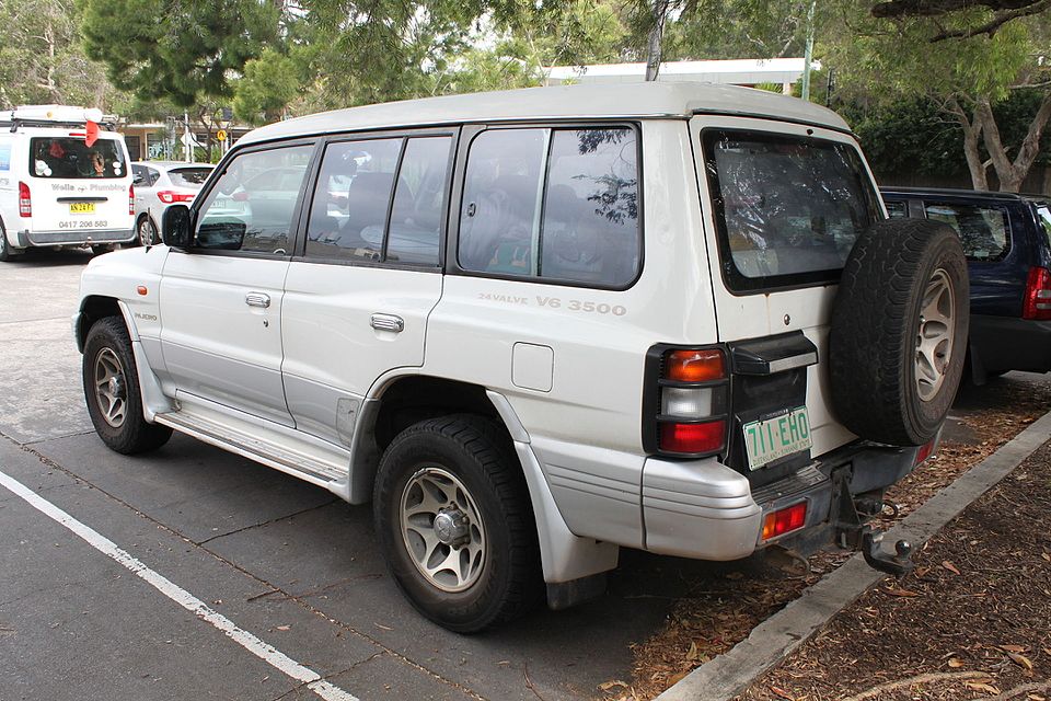 Mitsubishi Pajero GLS 3.5 V6 2p Mec.