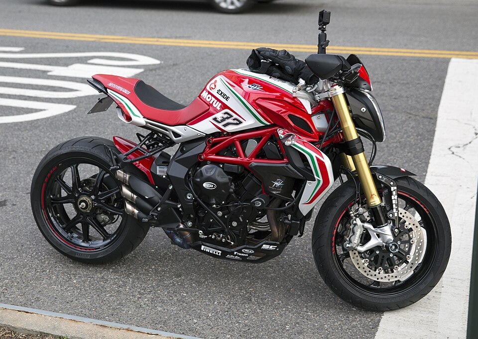 MV AGUSTA BRUTALE 800