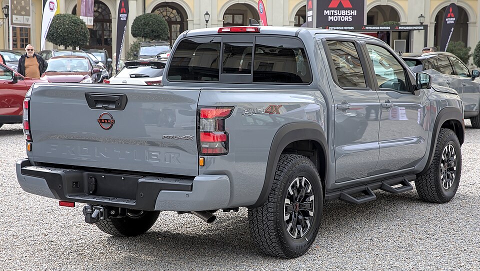 Nissan Frontier PLATI. CD  2.3 Bi-TB Dies.Aut.