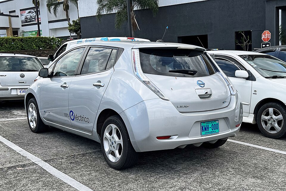 Nissan LEAF Aut. (Elétrico)