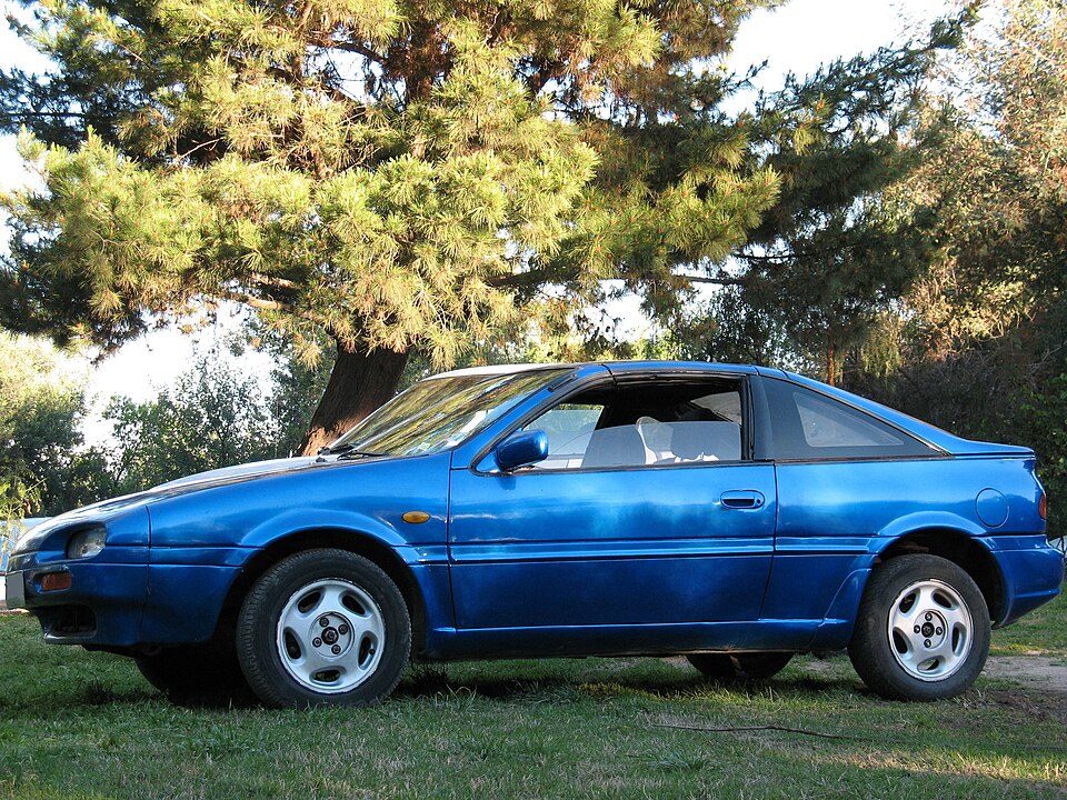 Nissan NX 2000