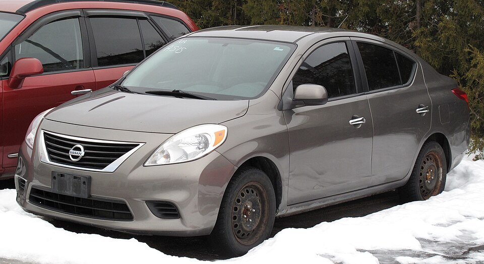 Nissan VERSA SV 1.6 16V Flex Fuel 4p Mec.