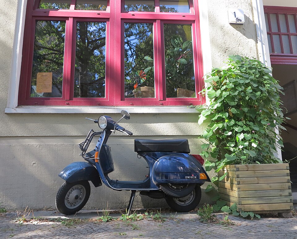 PIAGGIO VESPA CLASSIC ELEGANTE 150