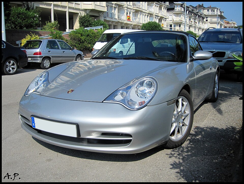 Porsche 911 Carrera 4S Cabriolet-4 3.6/3.8