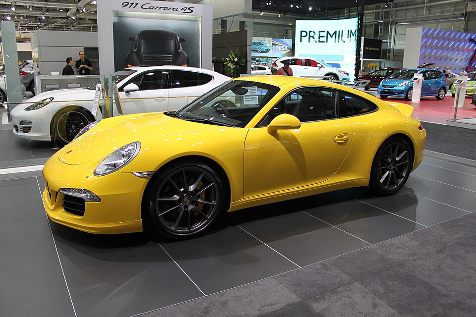 Porsche 911 Carrera 4S Coupe-4 3.6/3.8