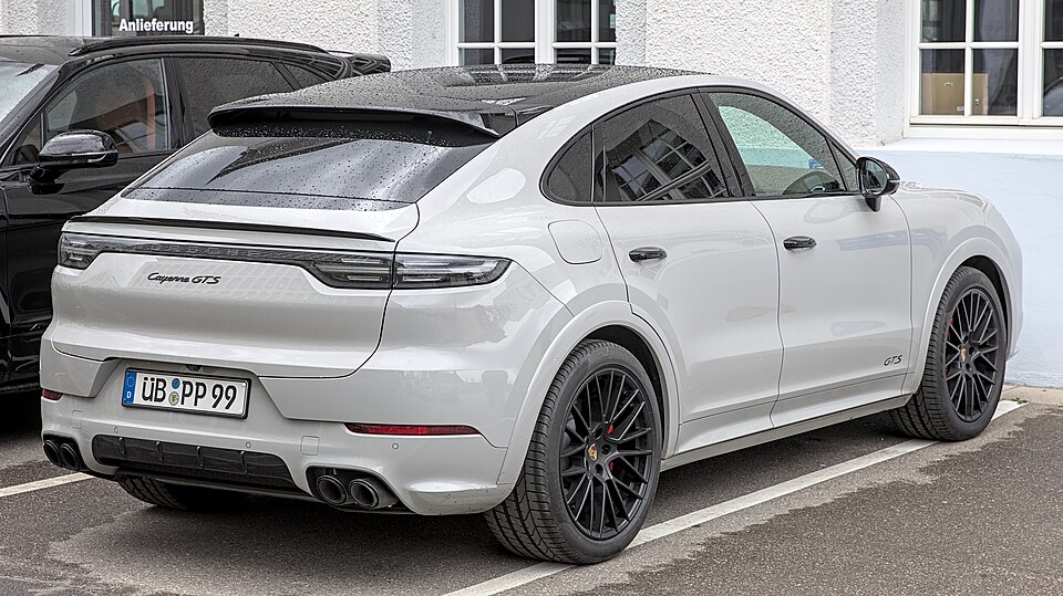 Porsche Cayenne GTS Coupe 4.0 500cv