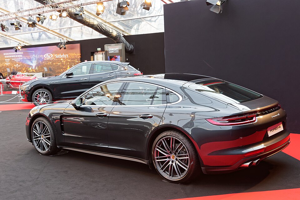 Porsche Panamera 4S Sport Turismo 2.9 440cv
