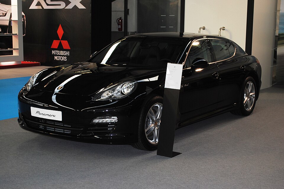 Porsche Panamera GT-S 4.8