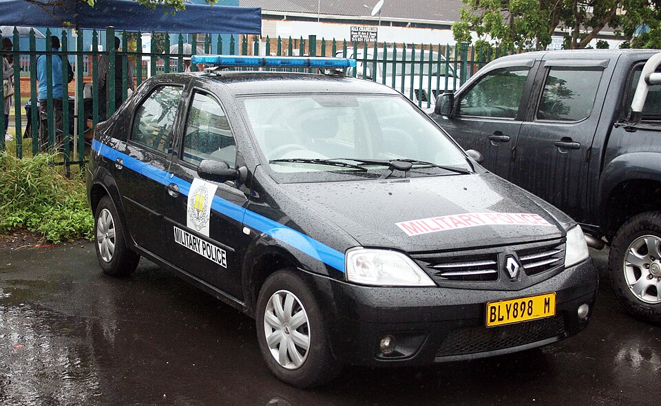 Renault LOGAN Expression Hi-Flex 1.6 8V 4p
